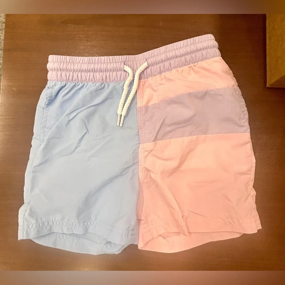 The Beaufort Bonnet Company (TBBC) Lavender & Pink Colorblock Swim Shorts (2T) - Picture 2 of 5